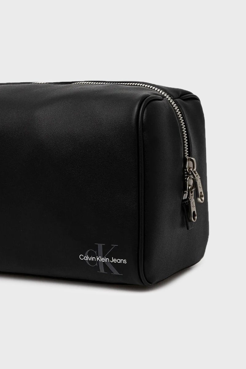 Calvin Klein Jeans Mono Logo Wash Bag  - Image 3