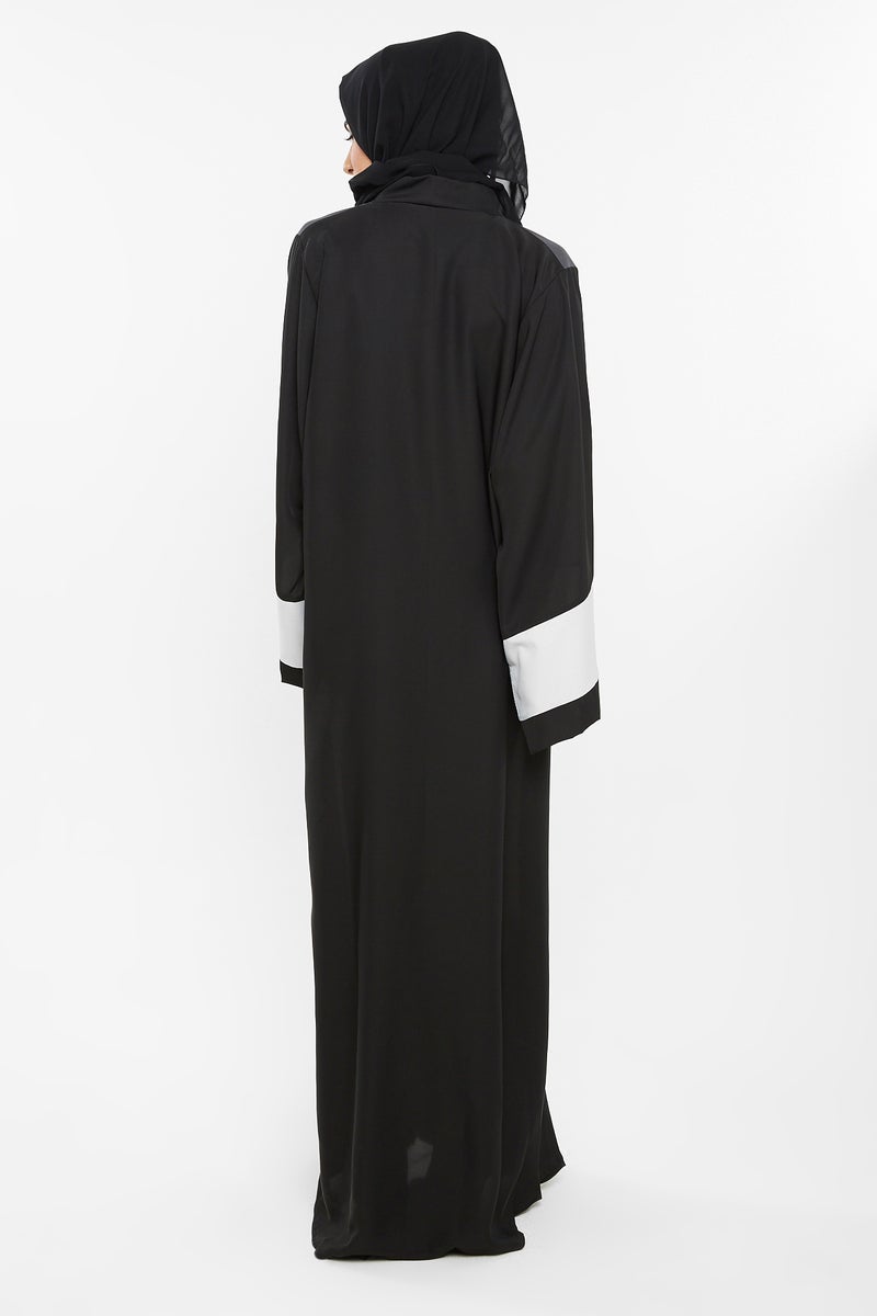 NUKHBAA A casual duo-colored abaya in grey and pale grey with cross cut detail -AJ143A - Image 3