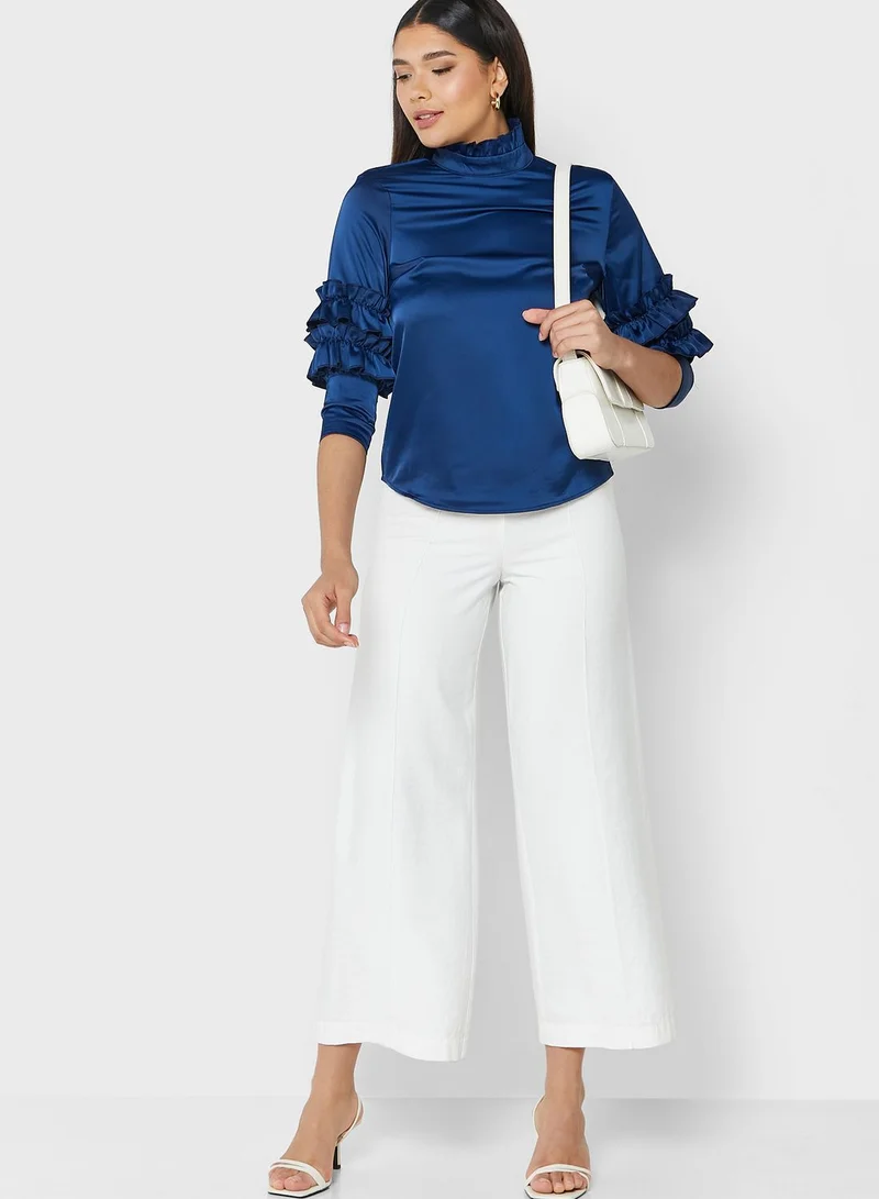 ELLA Ruffle Sleeve Hem Detail Top