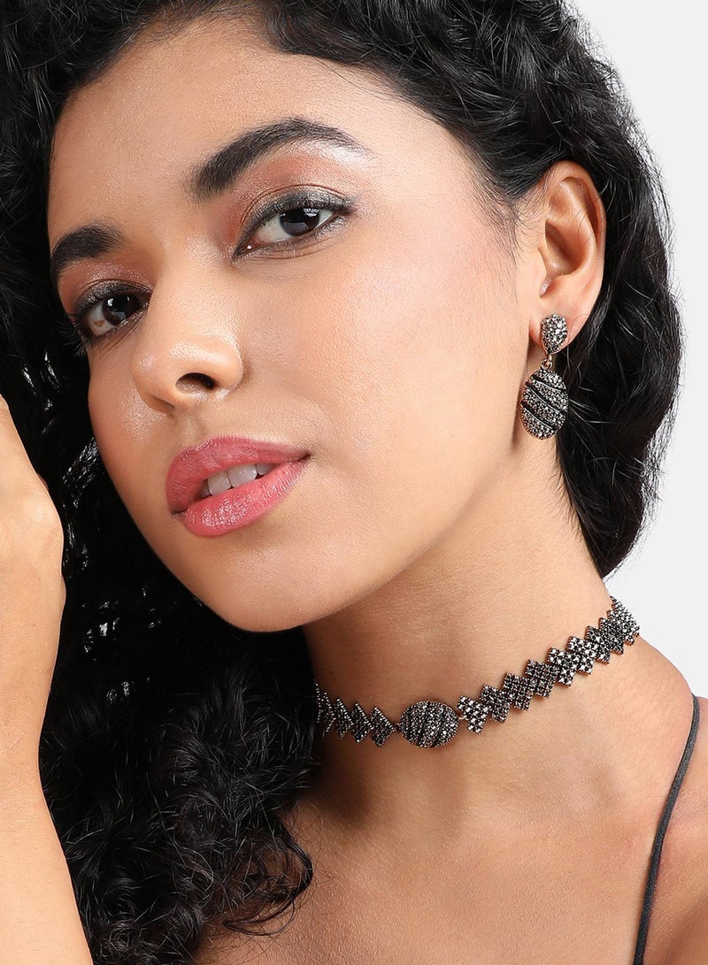 SOHI Oval Crystal Artificial Jewellery Set - Image 1