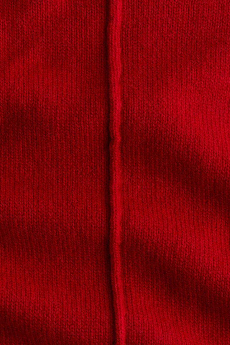 اتش اند ام كنزة بقبة مرتفعة مع درزات ظاهرة