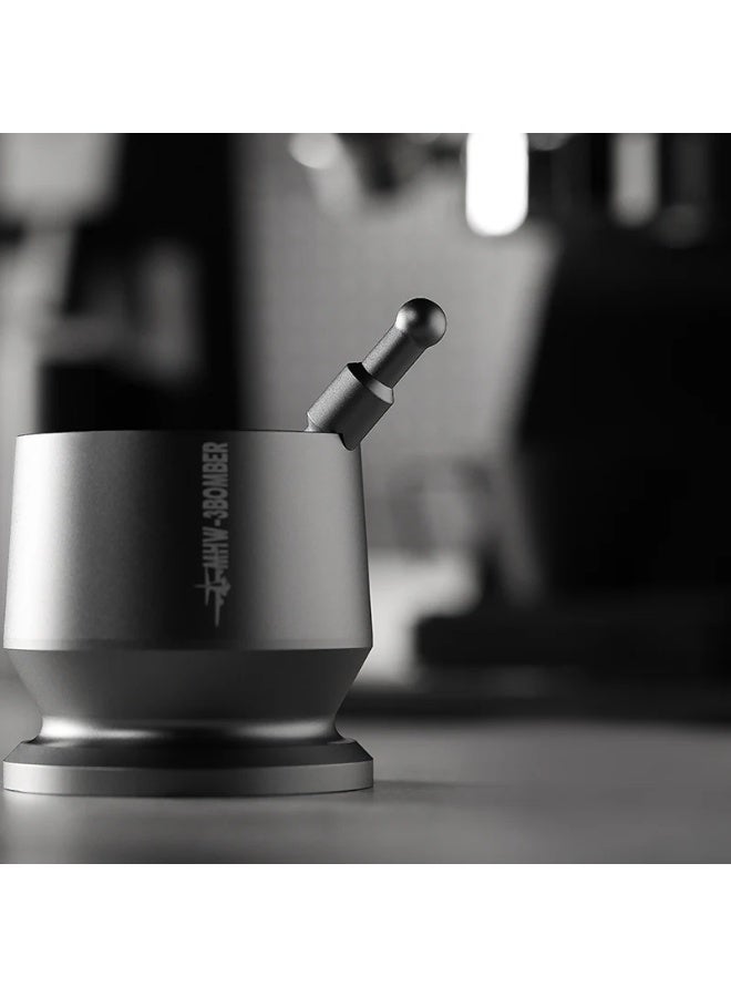 ام اتش دابيلو - ثري بومبار طقم أكواب إسبريسو و مطحنة قهوة MHW-3BOMBER، قمع قياس من سبائك الألومنيوم مع أداة تحريك، موزع لبن مطحون لمرشح قهوة 58 مم، رمادي - Image 5