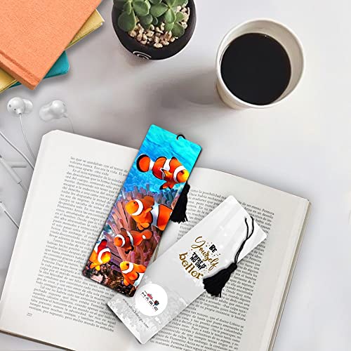 Ultra Premium & Colorful 3D Bookmark for Booklovers & Readers | Underwater Clownfish Theme | Waterproof | Artistic Book Accessory | Eye-Catching | Stunning Design | Ideal Gift | Birthday | Anniversary - Image 3