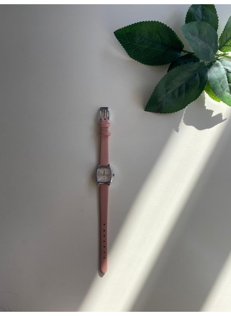 QUARTZ Women's Wristwatch (Pink)  - Image 4