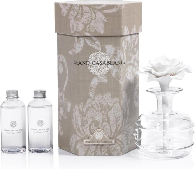 GRAND CASABLANCA PORCELAIN OIL DIFFUSER - HOME FRAGRANCE OIL DIFFUSER IDEAL FOR LIVING ROOM, BATHROOM, OFFICE - FLOWER DESIGN - GIFT BOX PACKAGING INCLUDED - VERSAILLES TUBEROSE - 6.76 OZ.