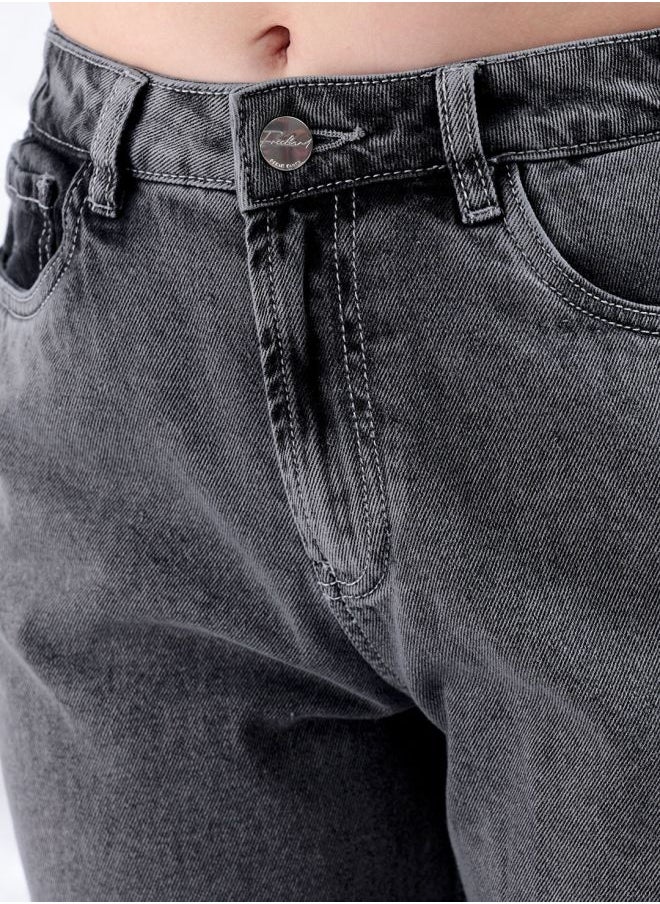 Freehand Women Straight Fit Solid High-Rise Jeans  - Image 4