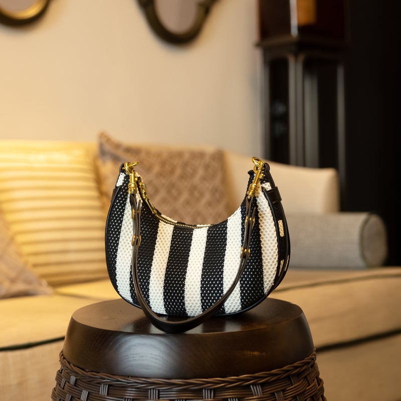 2024 Niche Shoulder Underarm Bag High-End Fashion Striped Portable Crossbody Commuter All-Match Dumplings - Image 2