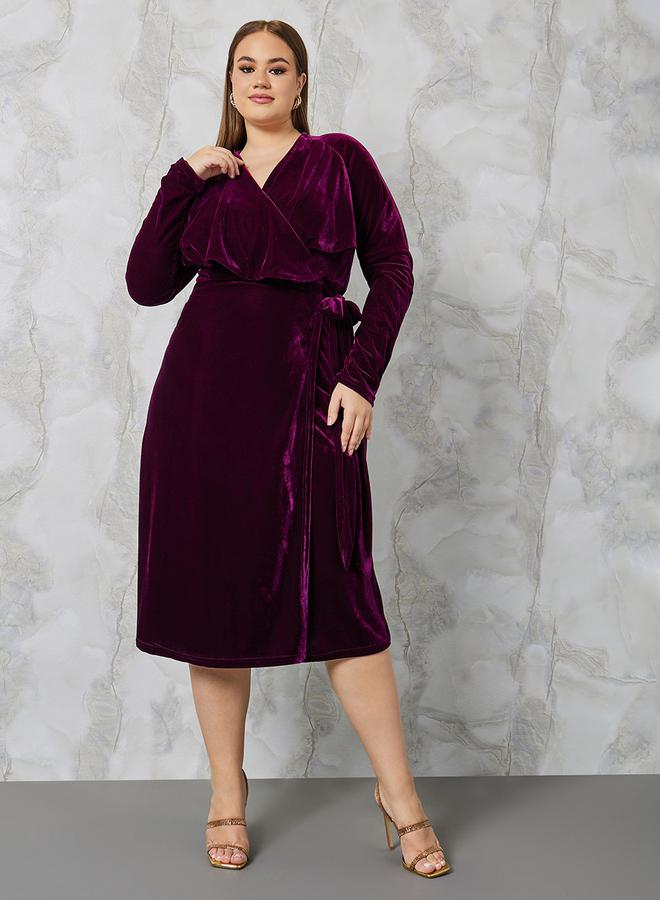 Styli Velvet Wrap Midi Dress - Image 2