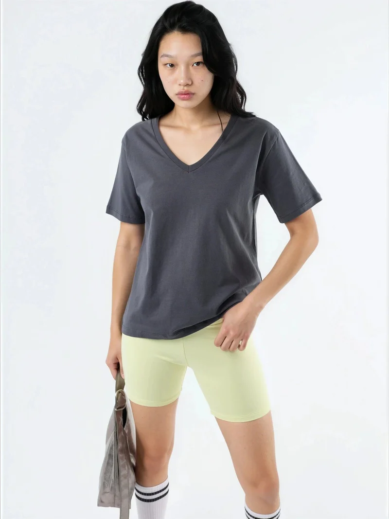 بوسيم BUSEM V-Neck Solid Knit T-Shirt