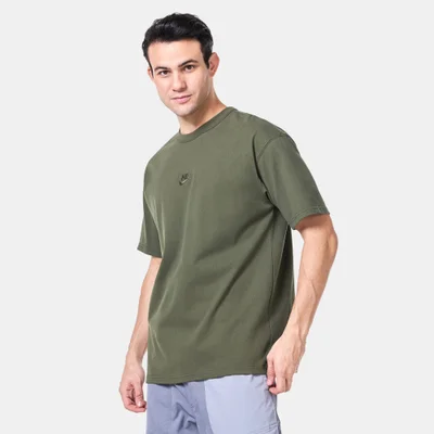 Nike Men's Sportswear Premium Essentials T-Shirt