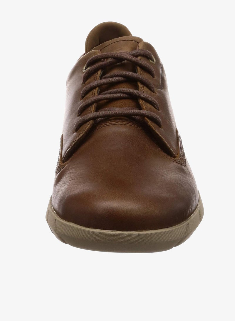 CATERPILLAR CAT Camberwell Lightweight Leather Outdoor Shoes for Men - Image 2