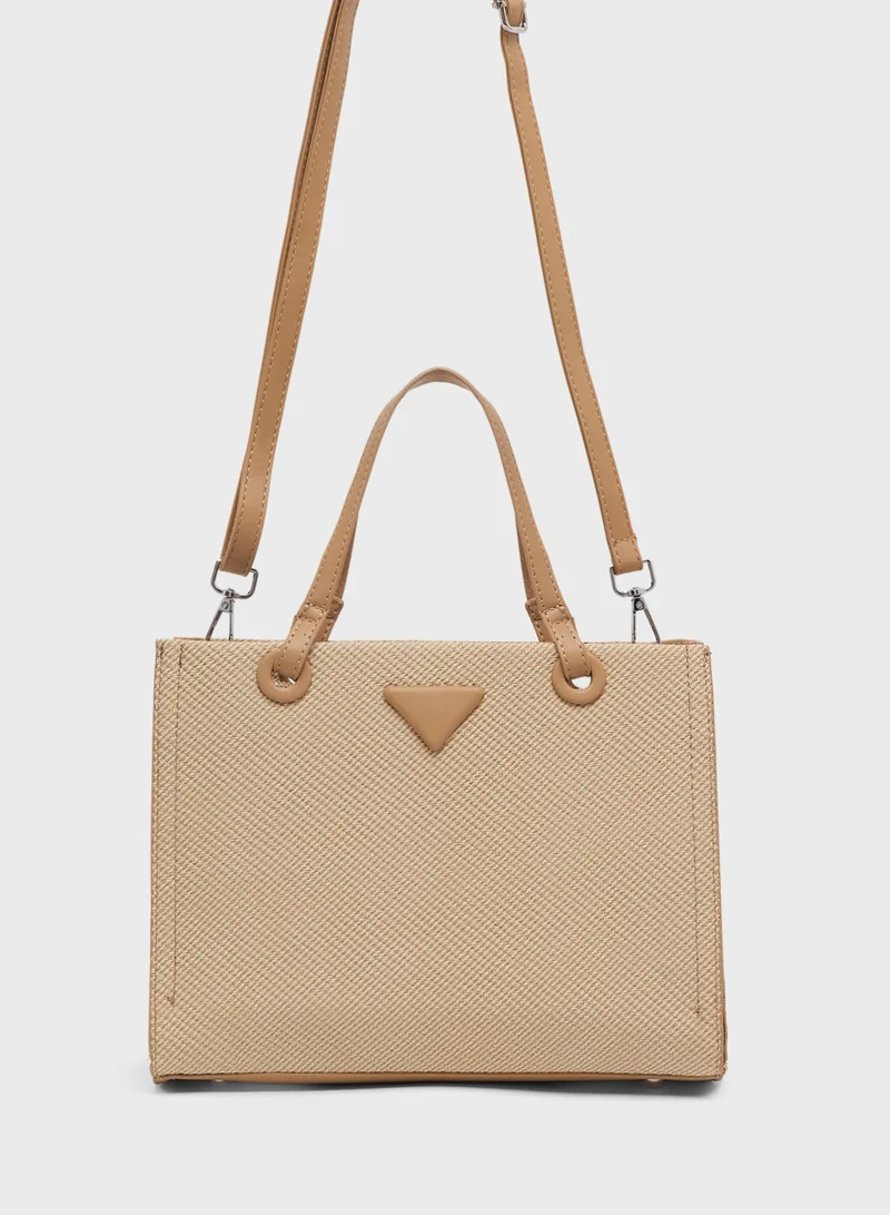 خزانة Textured Shoulder Bag