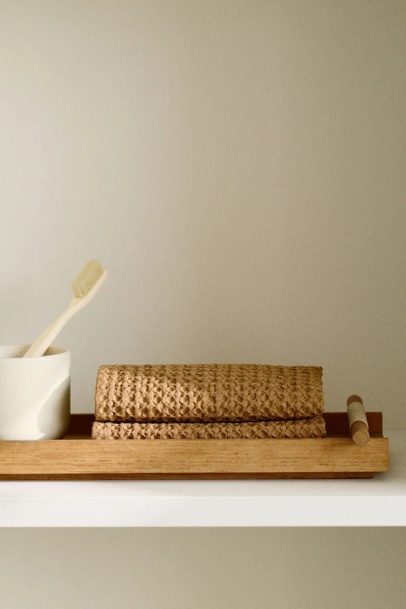 H&M Waffled guest towel