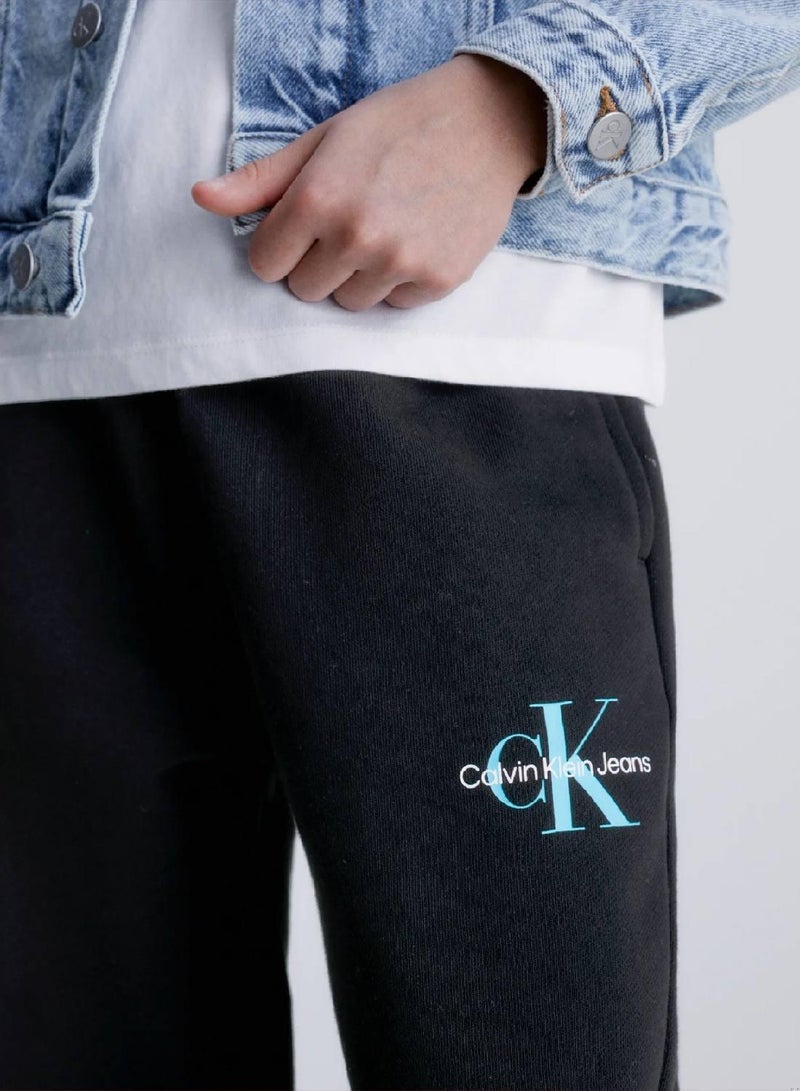 Calvin Klein Jeans Unisex Relaxed Joggers - Image 5