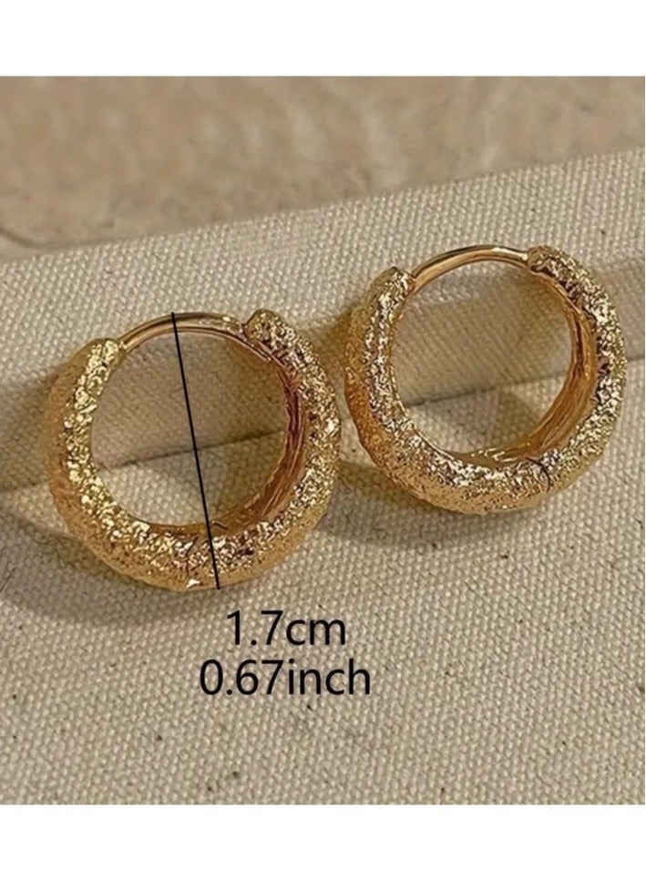 Elegant Vintage-Inspired Hoop Earrings for Women – Copper Material, Classic French Luxe Design, Fashionable Matte Golden Finish – Versatile for Daily and Vacation Wear, One Pair - Image 3