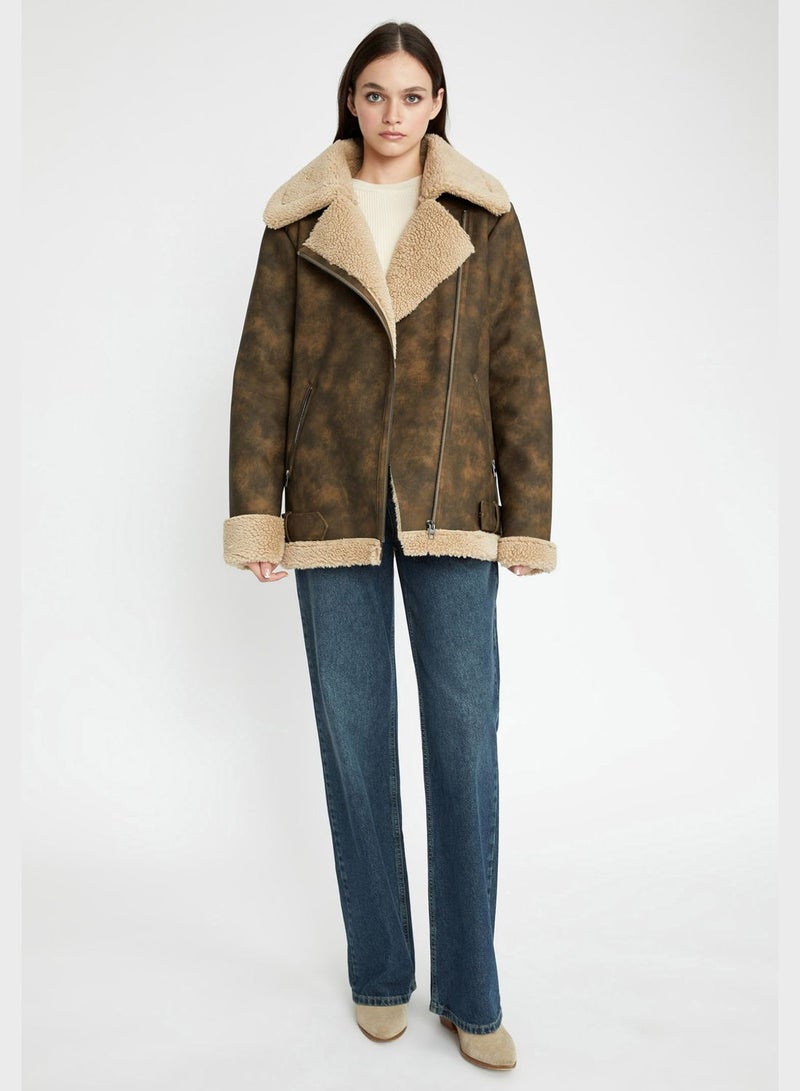 DeFacto Fur Detail Coat - Image 4