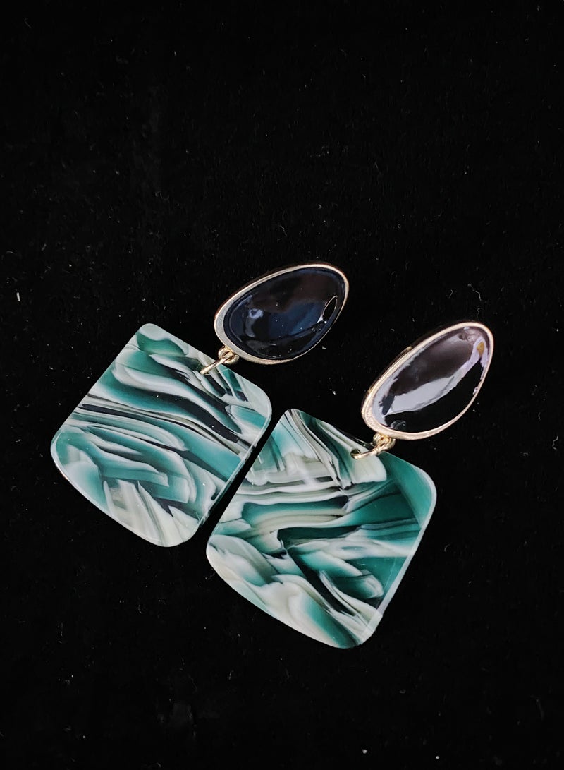 Generic 925 Sterling Silver Needle Geometry Green Dangle Earrings for Women and Girls Comes With a Gift Box Ideal for Everyday Fashion Jewelry - Image 1