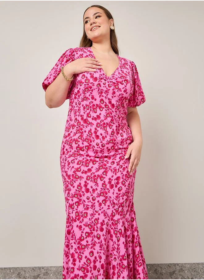 Styli Fluted Hem Floral Maxi Dress