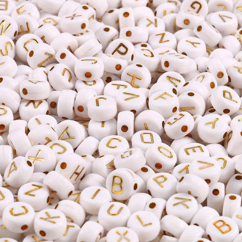 Yochus 1000pcs White Round Acrylic Alphabet Beads 4x7mm Gold Letter AZ Beads for Jewelry Making and DIY Bracelets Necklaces Key Chains