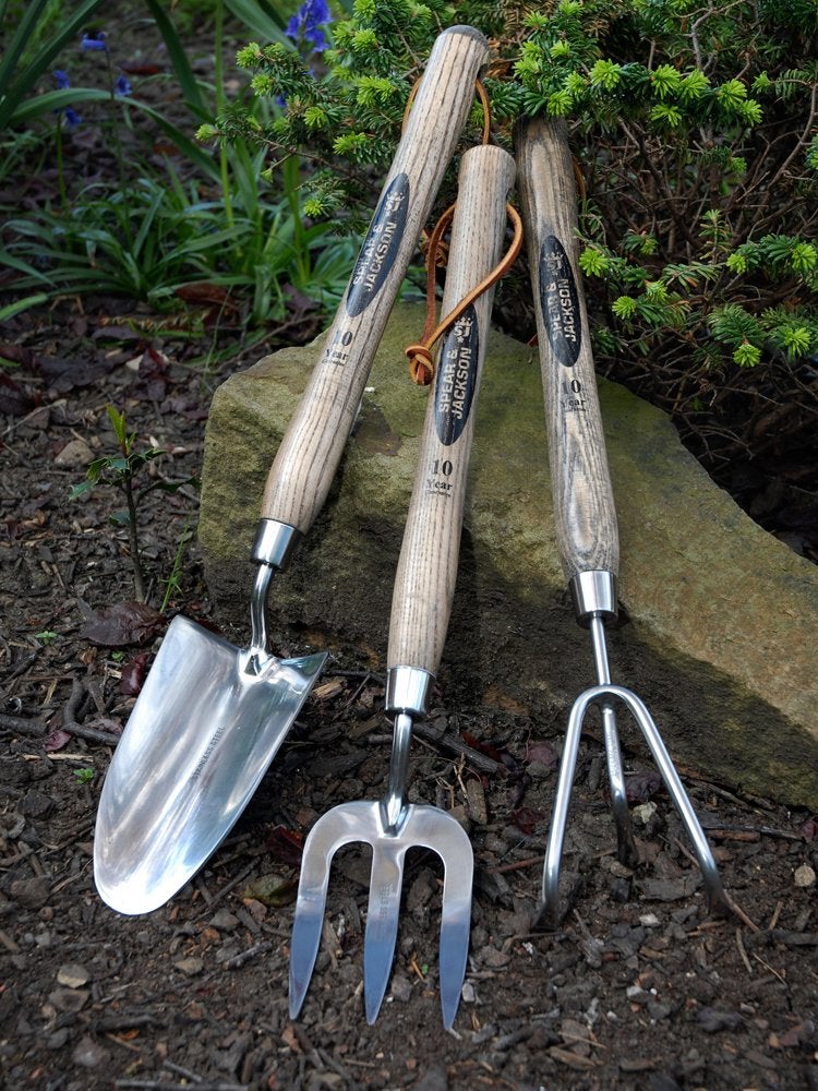 Spear  Jackson Spear & Jackson 5210PC Traditional Stainless 12" Handle 3 Prong Cultivator - Image 2
