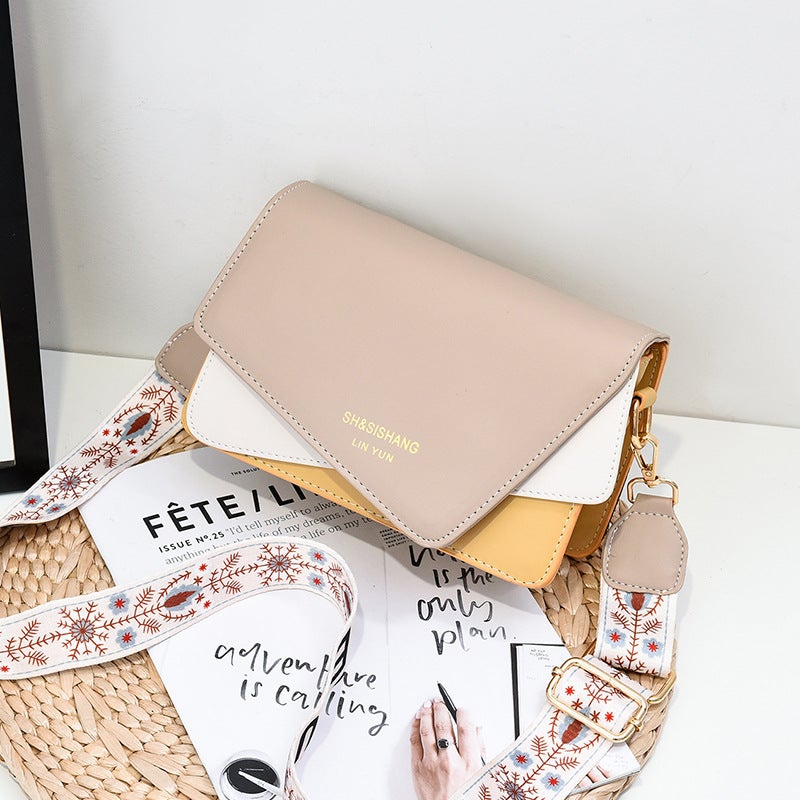 A Generation Of New Pu Domestic Korean Fashion Stitching Small Square Bag Trend Contrast Color Messenger Bag - Image 4