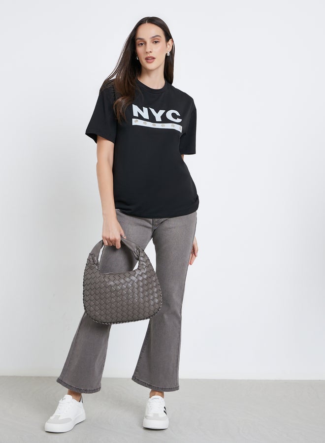 Styli Women Black NYC Print Stud Oversized T-Shirt - Image 2
