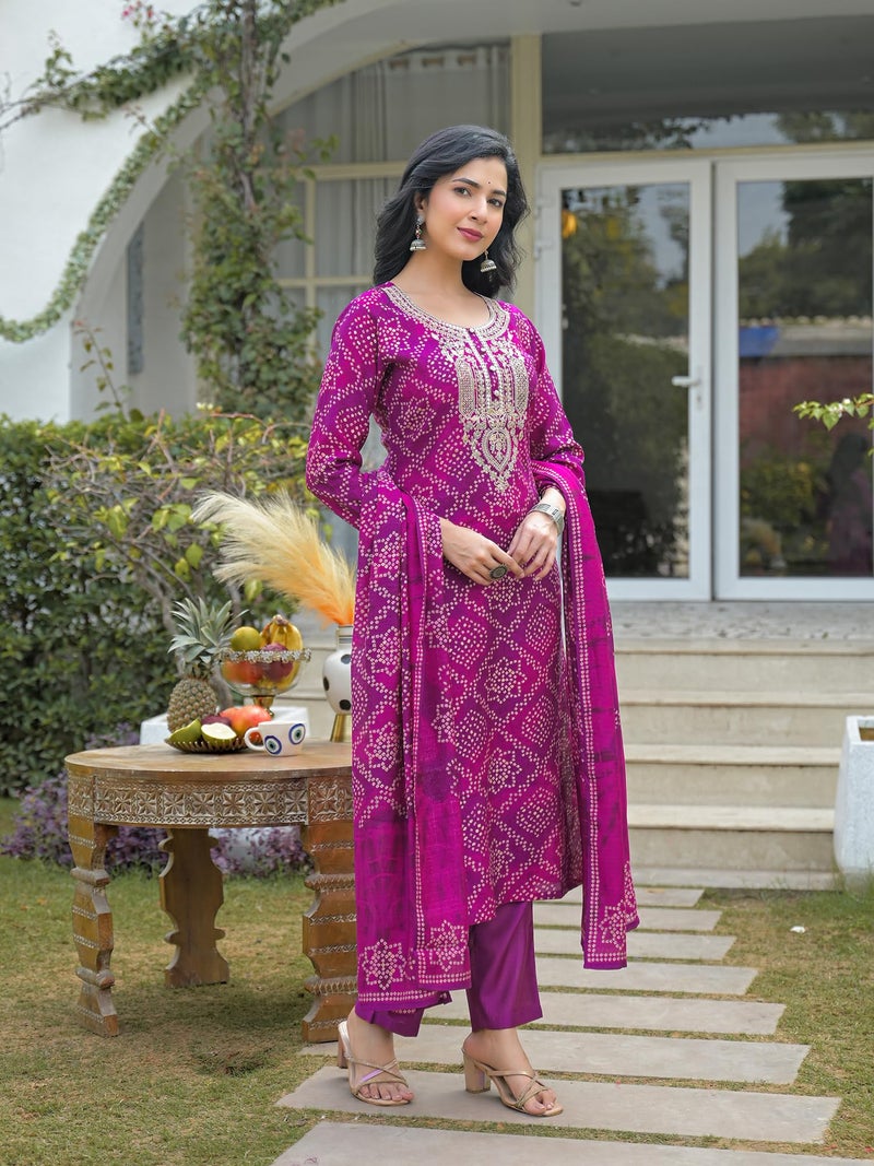 Vaamsi Women's Purple Silk Blend Embroidered Straight Bandhani Kurta Trousers With Dupatta Set | Festive Straight Kurta Set For Women | Bandhani Salwar Suit For Women (PKSKD3108, XL) - Image 3