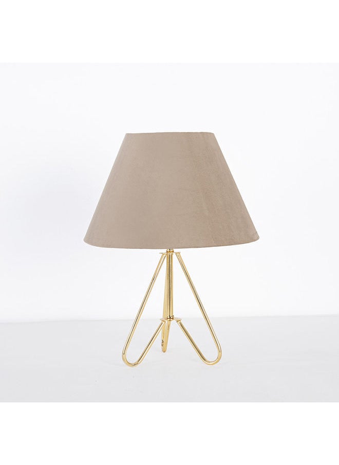 Modern 3-Legged Gold Modified Table Lamp - pzsku/Z25D96C596D98941E318EZ/45/_/1691405178/2611ef33-a148-43e7-8df6-81b08cdcf5ce