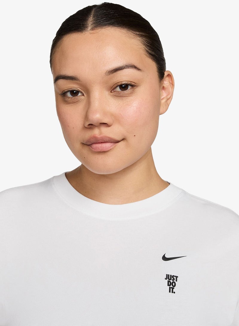 Nike Basketball Photo Boyfriend T-Shirt - Image 3