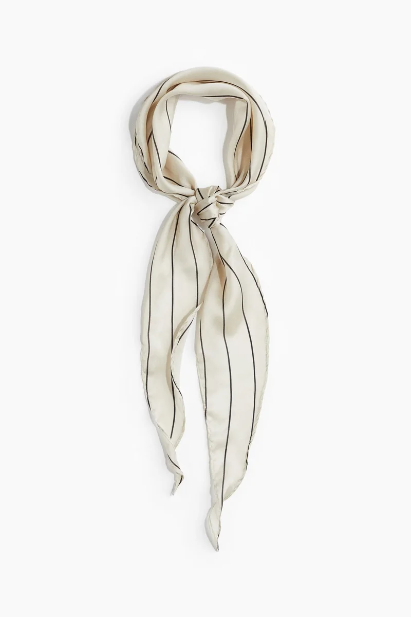 H&M Diamond-shaped scarf