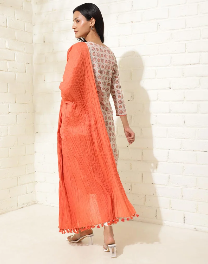 Fabindia White Cotton Dupatta & Printed Kurta