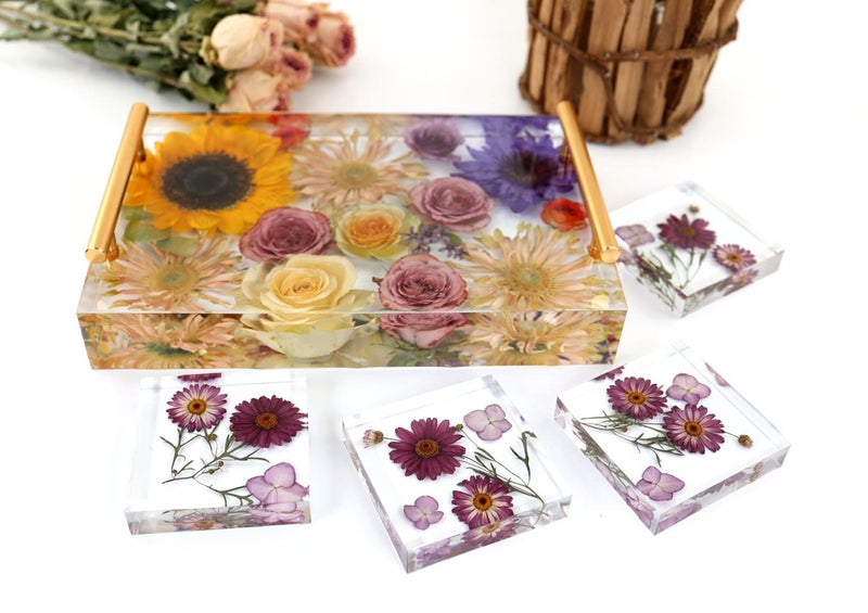 ModWgGuo Resin Tray Molds Silicone, 13.5" Large Rectangle Deep Tray Mold and 4 Square Deep Coaster Molds, Silicone Board Table Mold With Handles, Floral Preservation Bouquet - Image 4