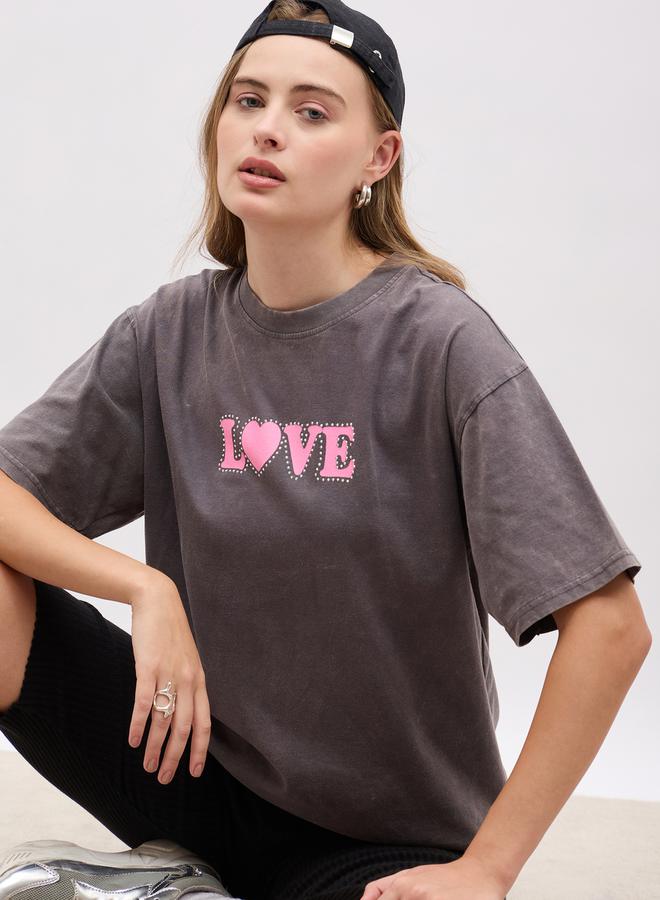 Styli Acid Wash Slogan Print Oversized T-Shirt - Image 4