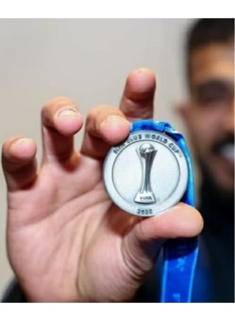 جائزة الميدالية الفضية لكأس العالم للأندية 2022 لجماهير الهلال وكرة القدم يمكن استخدامها في الحفلات الرياضية أو الذكريات الجميلة - Image 2