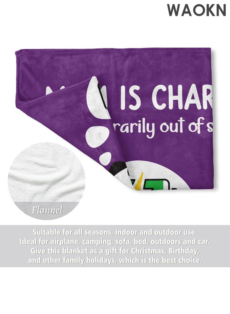 دبليو أيه أو كي أن بطانية ركنية مضحكة لمنع الشخير للأم - بطانية عملية لقيلولة السفر، 60 بوصة × 50 بوصة، مصنوعة من الصوف الناعم، هدية لأعياد الميلاد والتقاعد - أفضل هدية من الابنة/الابنة للأم - هدايا مبتكرة بتصميم فكاهي (أرجواني) - Image 4