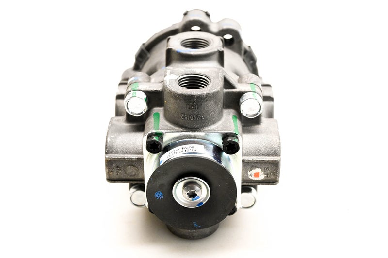 Bendix E-6 Brake Valve 286171N - New - Image 4