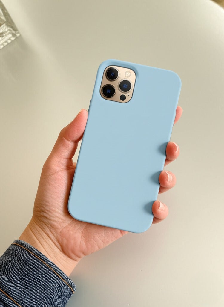 أكسسور  جراب سيليكون أزرق فاتح لهاتف iPhone 13 Pro (6.1 بوصة) - غطاء واقٍ ناعم الملمس مقاوم للصدمات، جراب هاتف متين مضاد للخدش لهاتف Apple iPhone - Image 2