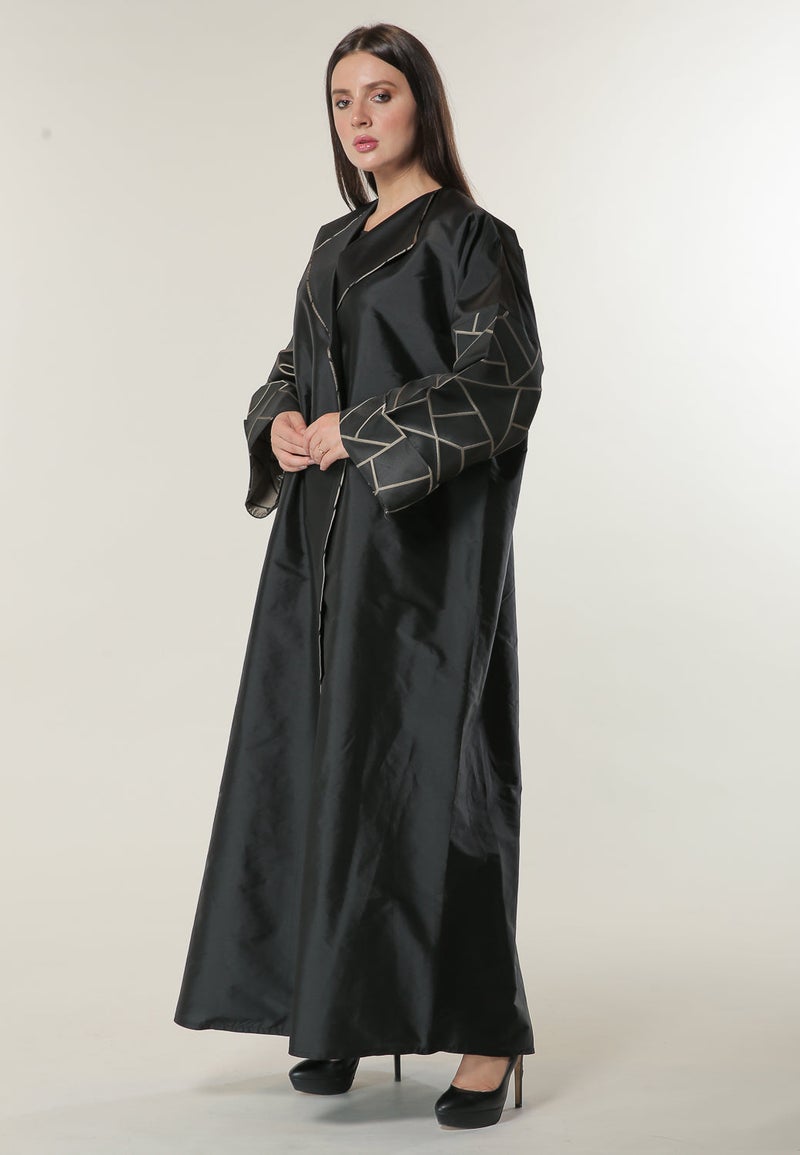 Moistreet Piping Detail Coat Style Abaya - Image 5