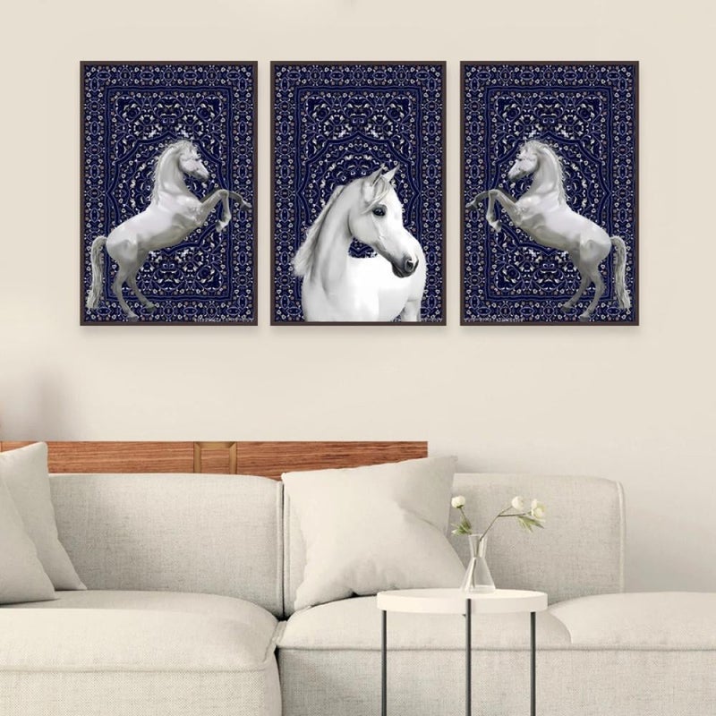ماركتنا ثلاث لوحات قماشية بتصميم حصان مع برواز مجوف مقاس (90×40) ثلاث قطع - Image 3