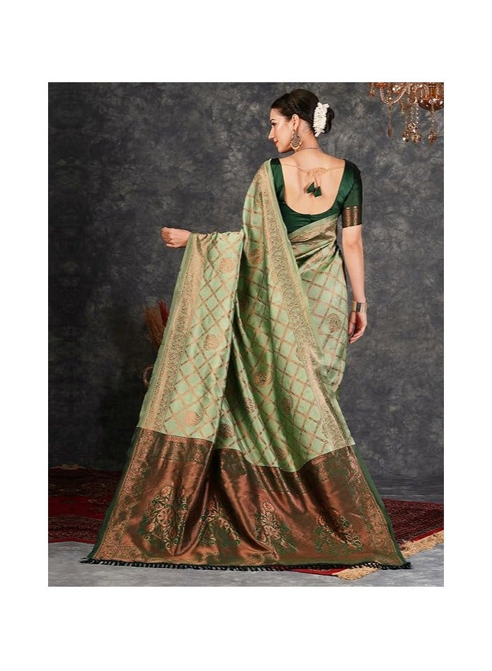 مملكة الإكسسوارات ساري كانجيفارام ناعم من باناراسي جاكار للنساء من مجموعة أكسسورايز كينجدوم مع قطعة بلوزة غير مخيطة - Image 2