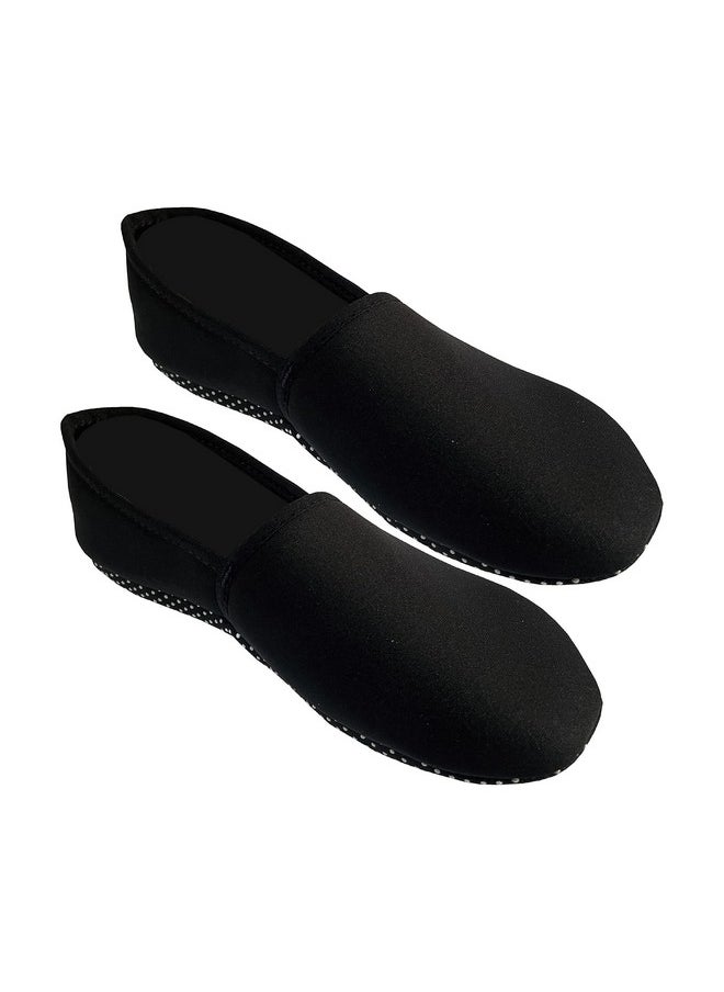 Footmate - Footmate Ankle Length Slipper Socks For Men & Women - 2 Pair Pack, Cotton Blend House or Floor Socks with Anti-Skid Rubber Grip, Booties For Indoor Use - Black, (Size - 5 to 8 Feet) - Image 1