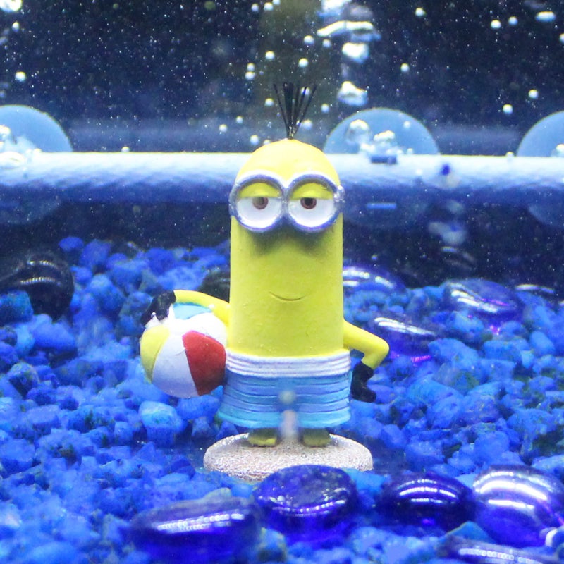Penn Plax Penn-Plax Minions Officially Licensed 3-Piece Aquarium Ornament Bundle â€“ Includes Kevin, Stuart, and Bob â€“ Beach Themed â€“ Small - Image 4