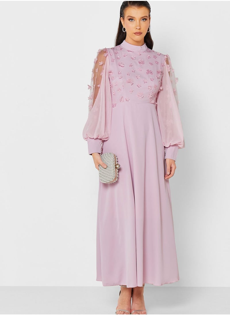 خزانة فستان مزين بورود بارزة  - Image 4