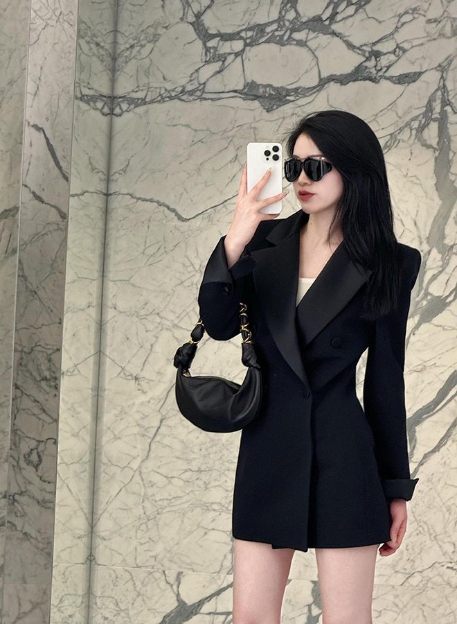 حقيبة هلالية نسائية، حقيبة كتف بتصميم كرواسون معقود، حقيبة يد أنيقة بسلسلة ذهبية سميكة، هدية مثالية لها - Image 1
