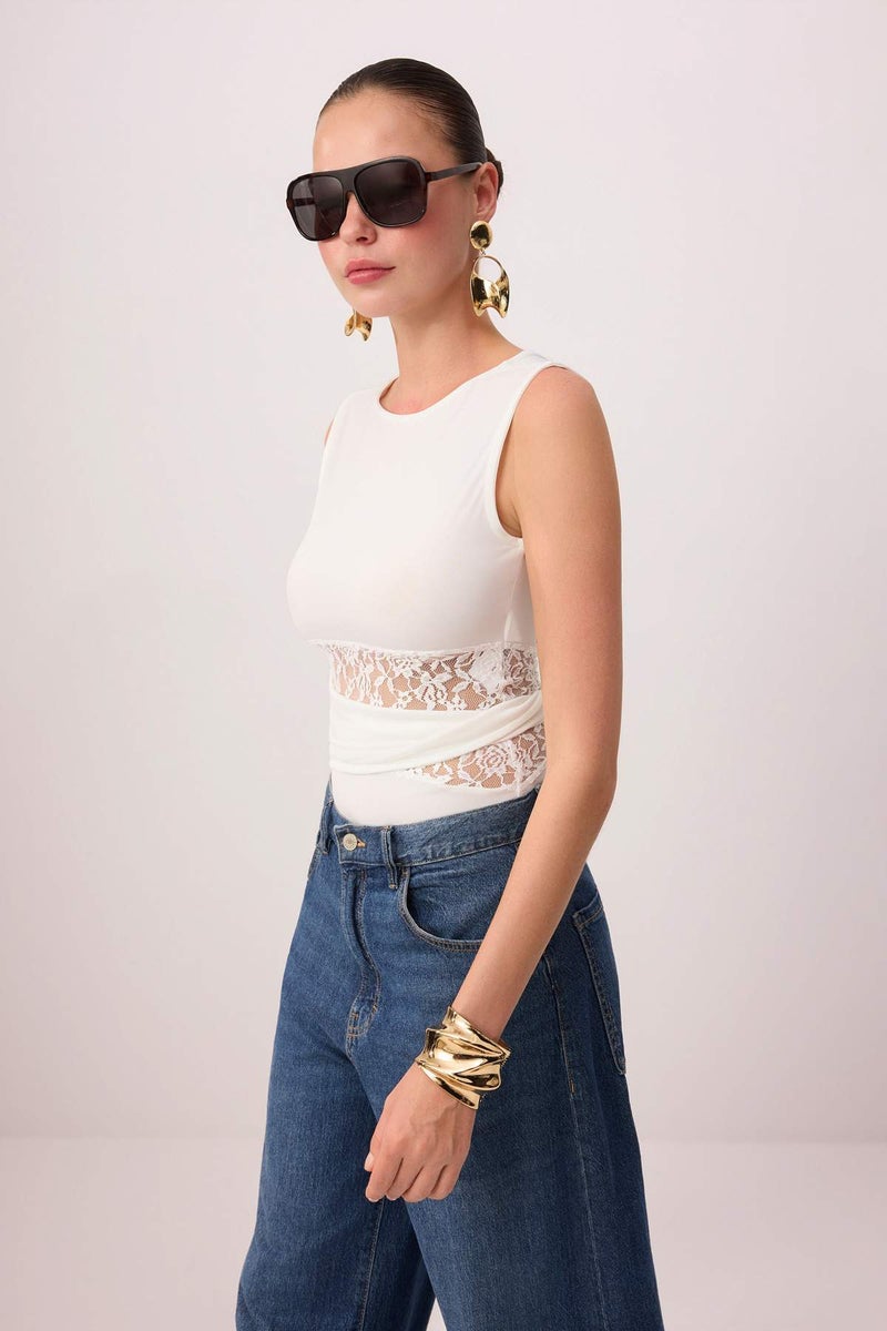 trendyol White Plain Crew Neck Sleeveless Knitted Sandy Body Tprss26Bd00010 - Image 2