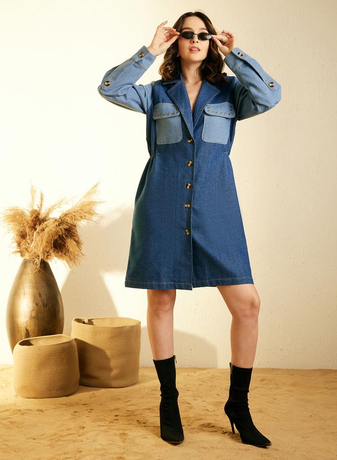 ستايل ستون فستان دنيم بطول الركبة ونمط كُتل الألوان - Image 1