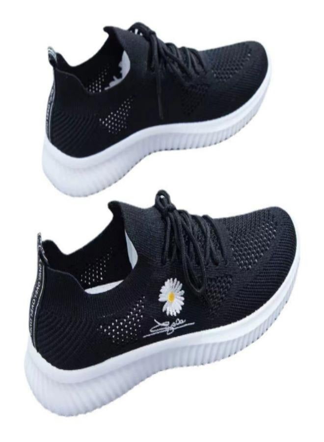 The new summer flying Weaver girl shoes are versatile, including student summer net shoes, breathable sports shoes for girls, and casual white sneakers for women - Image 2