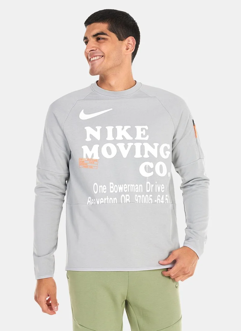 Nike Men's Dri-FIT Long-Sleeve Fitness Top