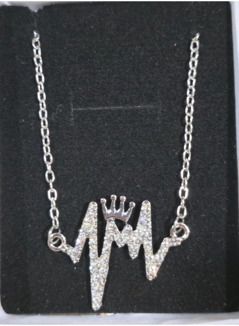 قلادة تاج نبضات القلب ECG – سلسلة قلادة من أحجار الراين بلون فضي - Image 1