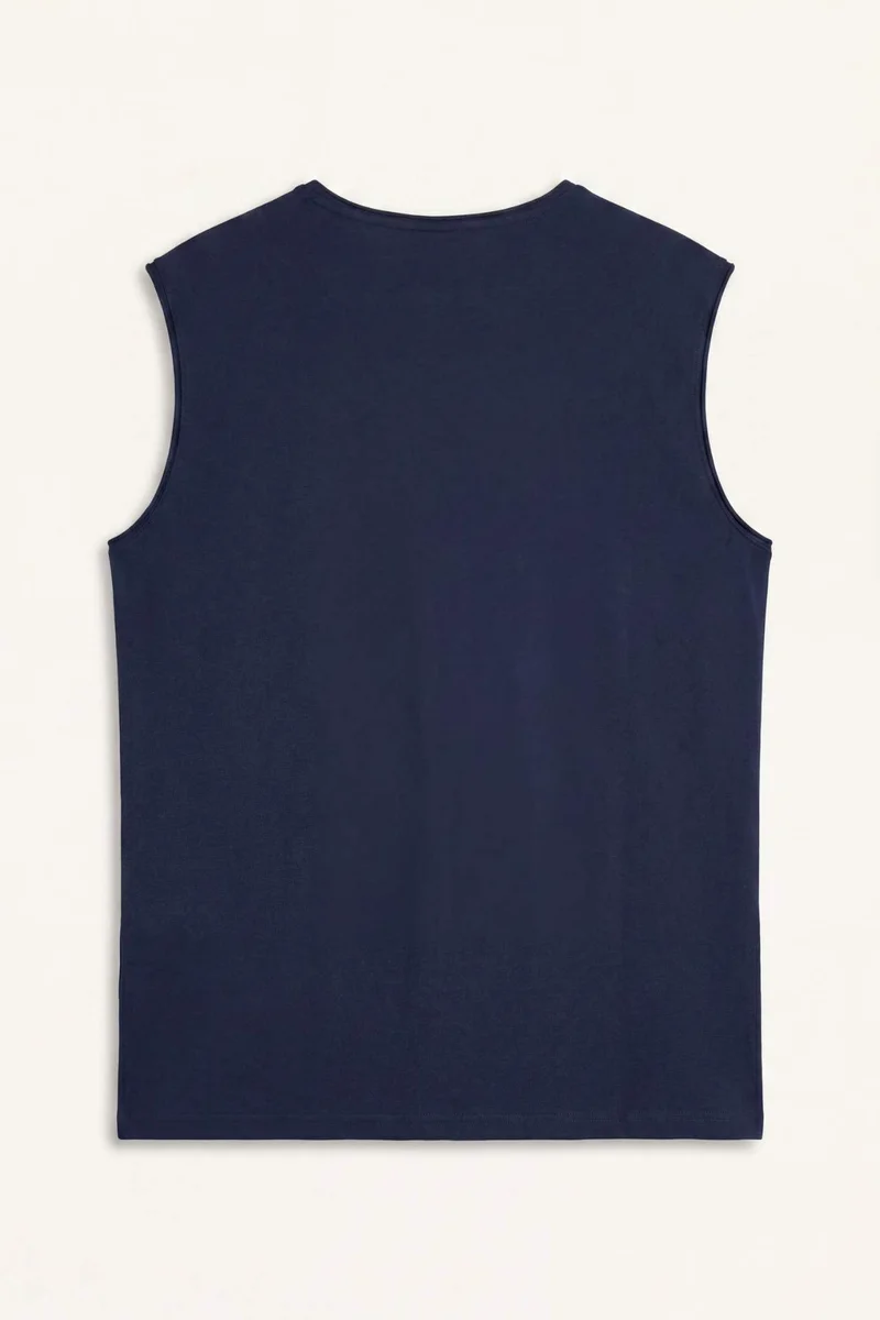 ديفاكتو Boxy Fit Crew Neck Sleeveless Tank Top
